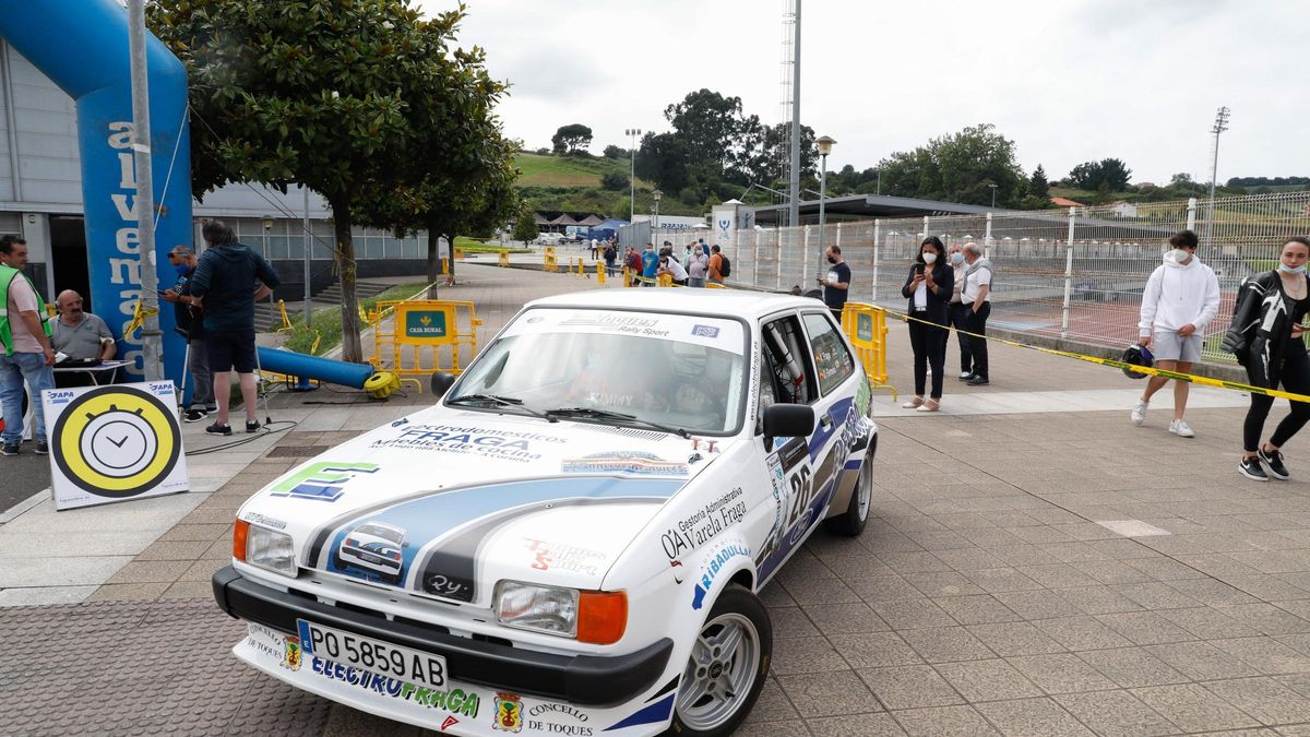 Vehículo participante en la pasada XVI edición del Rallye de Avilés