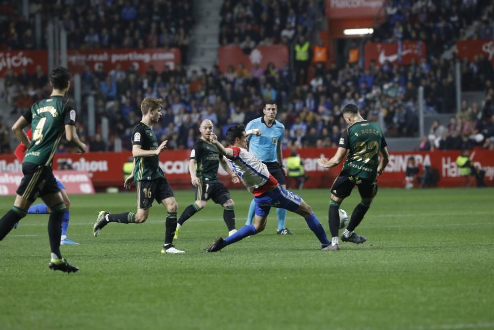 El partido entre el Sporting y la Ponferradina, en imágenes