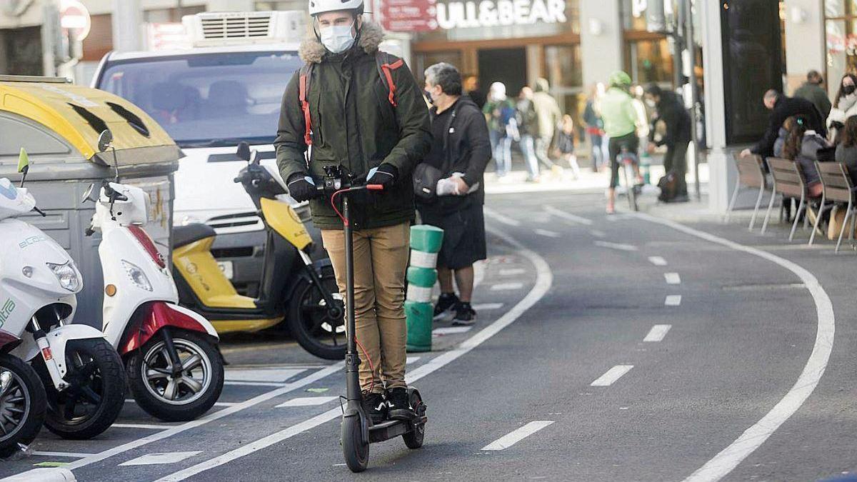 Vila-real avanza en una norma propia de patinetes eléctricos