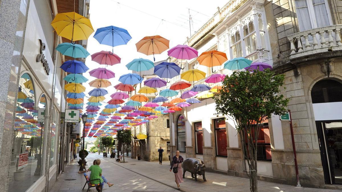 Los paraguas de colores, en la calle Colón en 2019