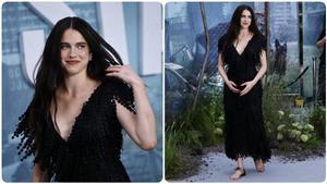 Margaret Qualley, total black con vestido y sandalias sin suela de la última colección Crucero de Chanel, anoche, en el estreno en Londres de La constelación del perro.