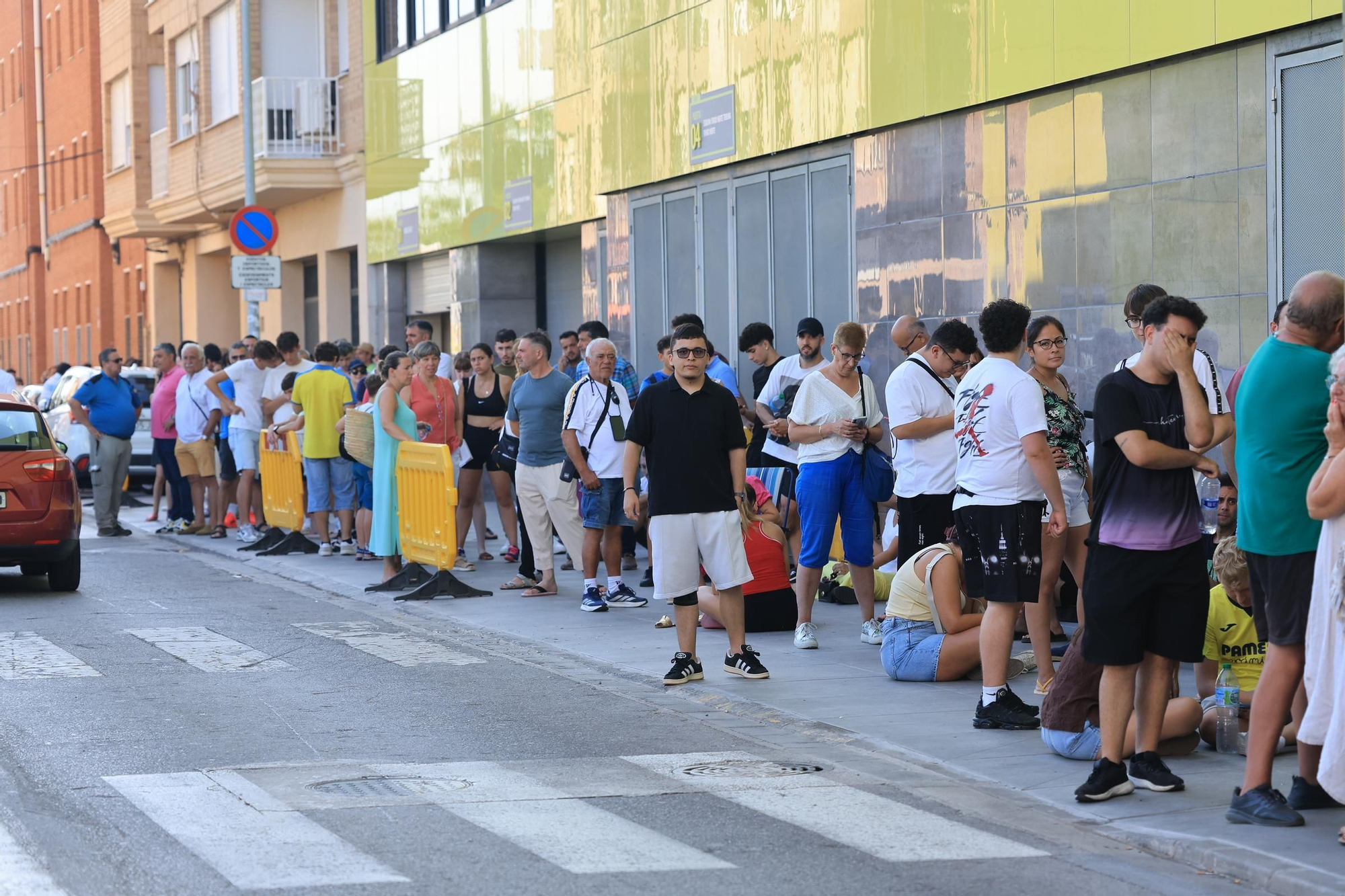 Colas Campaña Abonos Villarreal Nuevas Altas 09 (14).jpeg