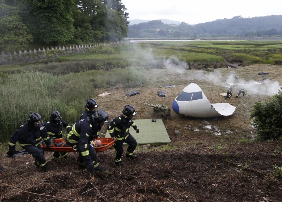 Doble simulacro de emergencias en Asturias: un accidente de avión y un gran incendio forestal