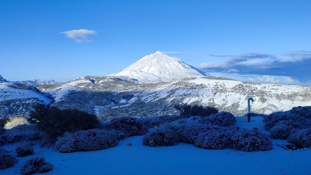 El Teide nevado, en imágenes