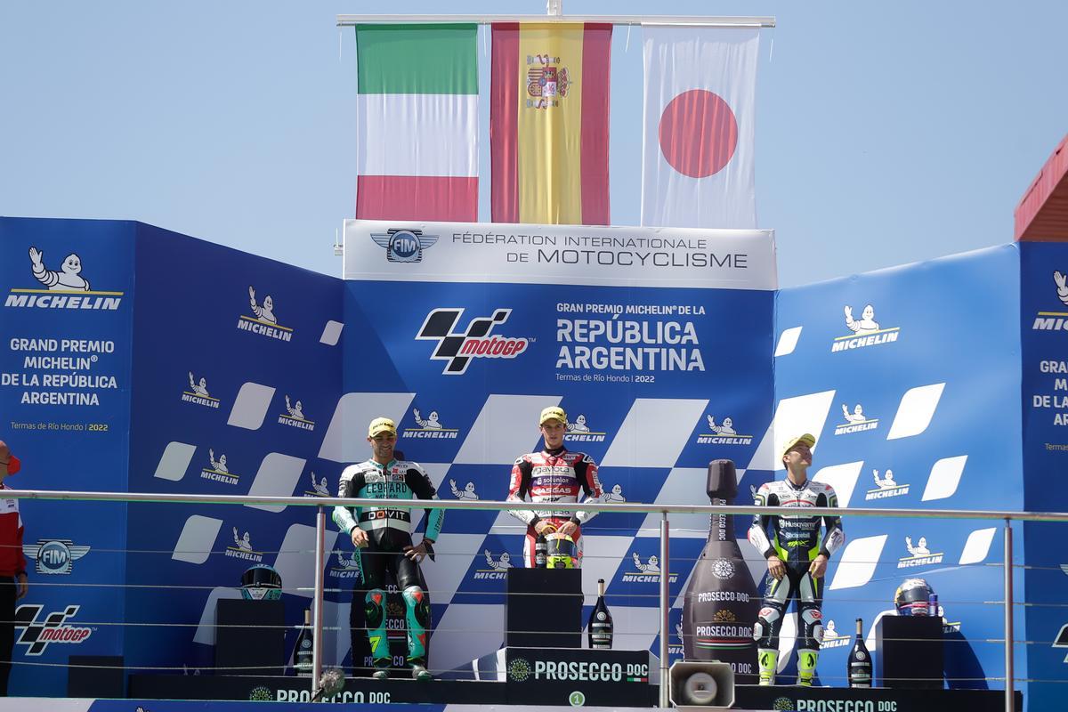 Victoria y liderato en Moto3 de Sergio García Dols en Argentina