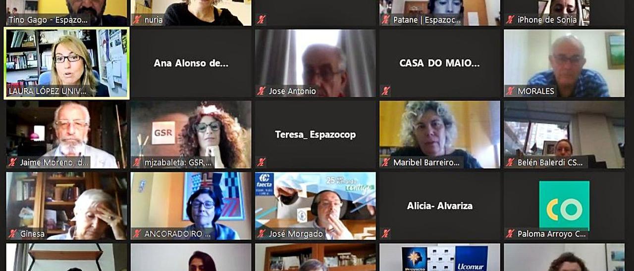 Algunos de los participantes en la jornada online “Coop-Housing, un novo xeito de Habitar”.