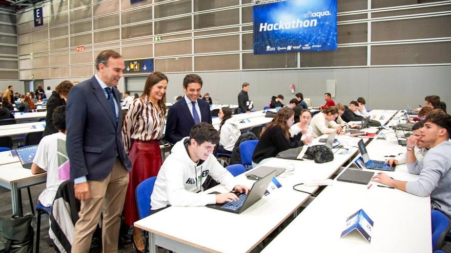 Más de 225 jóvenes buscan soluciones frente al cambio climático en el Hackathon de Efiaqua