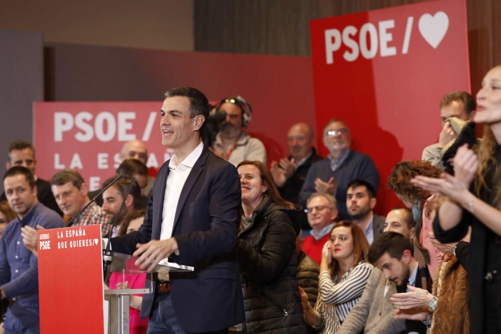 Mitín de Pedro Sánchez en Gijón