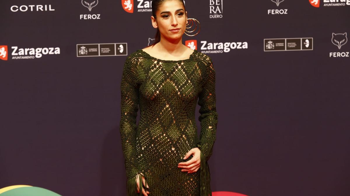 Carolina Yuste posa en la alfombra roja de los Premios Feroz