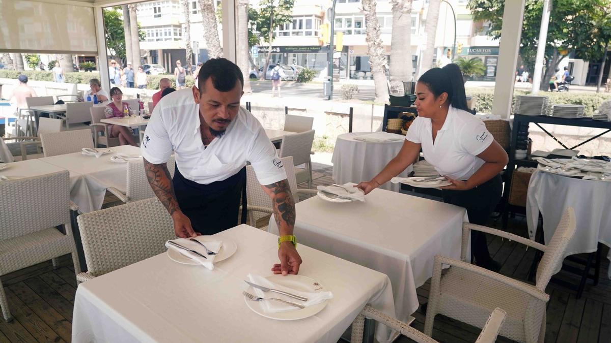 La gripe aviar pone en jaque los costes de la plantilla hostelera.