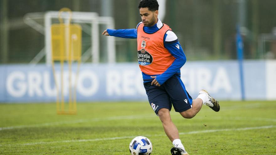 Entrenamiento del Deportivo en Abegondo