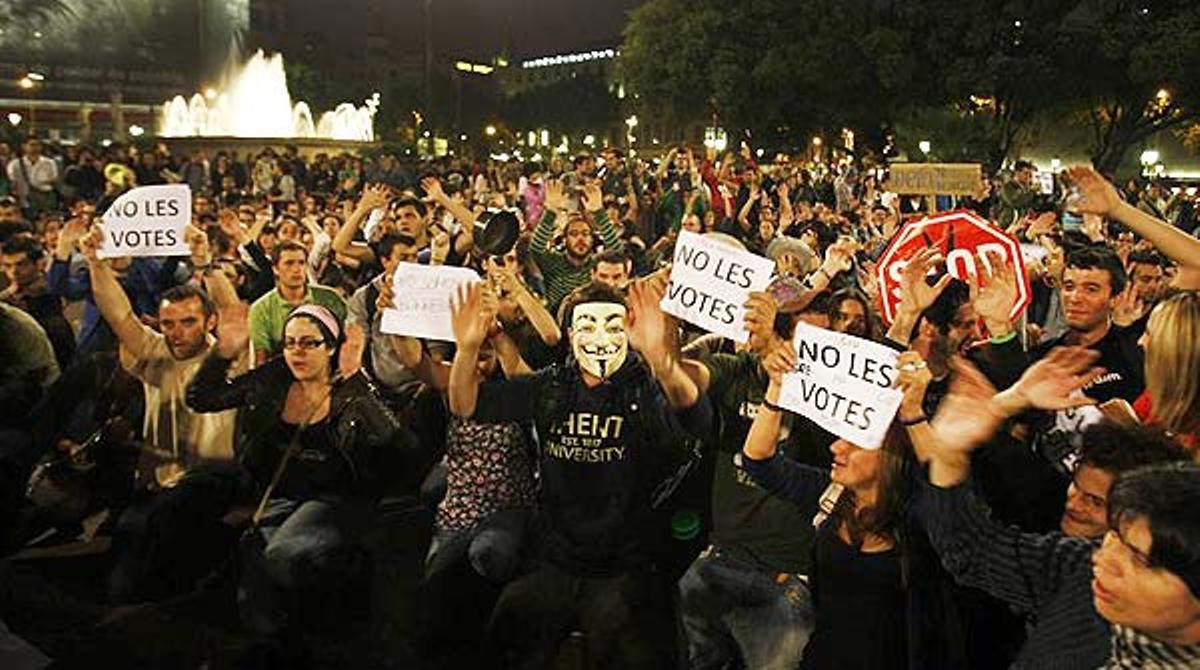 Concentració i cassolada a la plaça de Catalunya