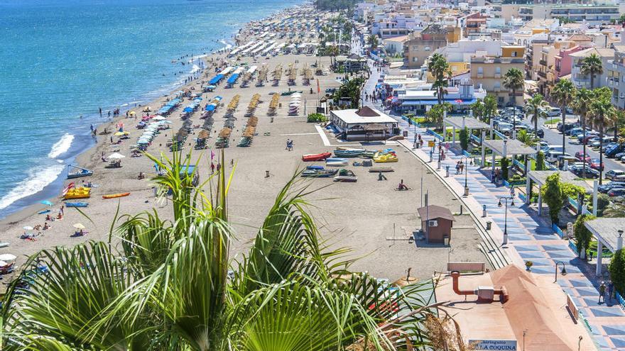 Imagen de una playa de Torremolinos.