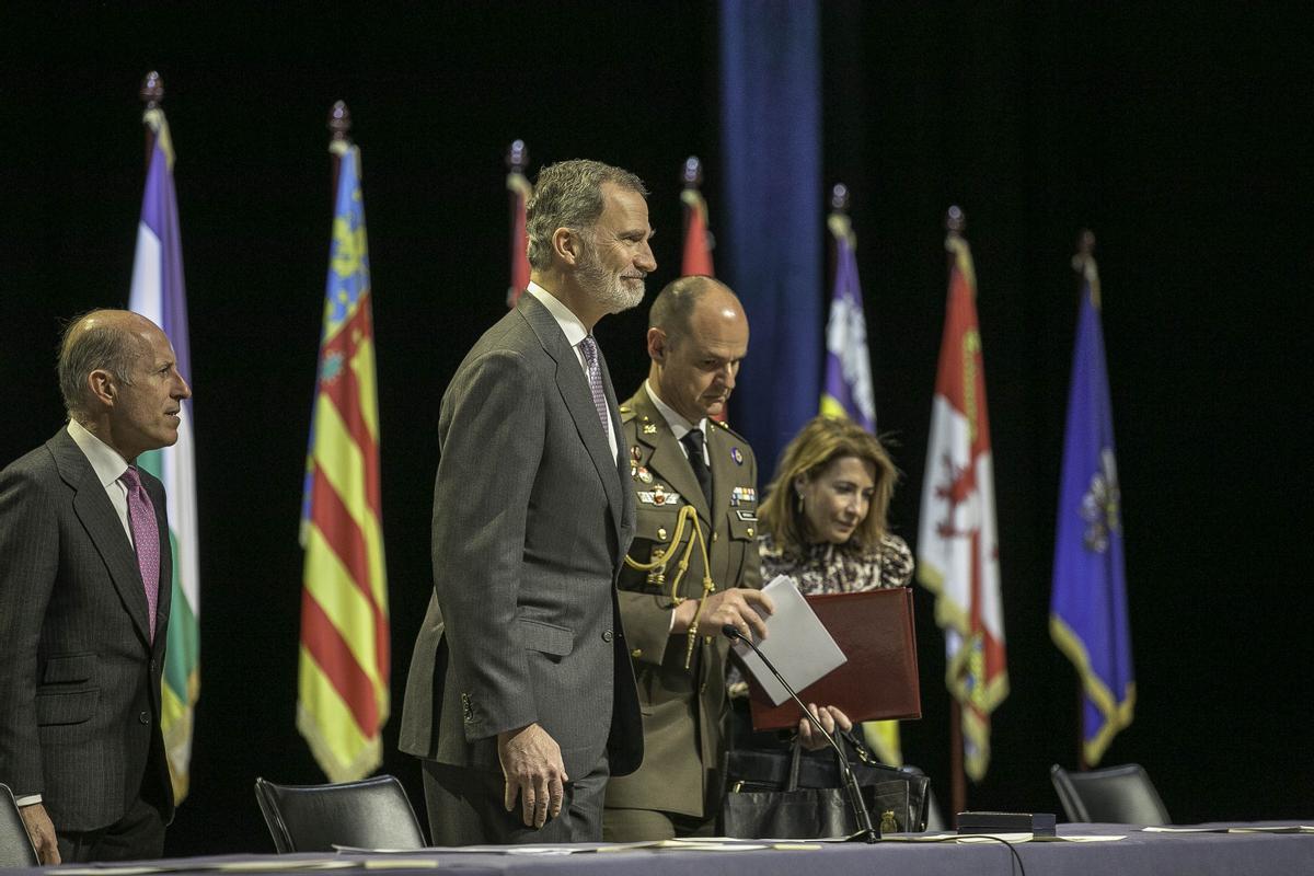 El rey Felipe VI preside en Barcelona la entrega de despachos a los nuevos jueces