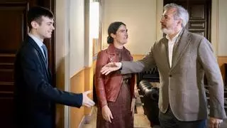 Azcón condena los "insultos" de Abascal a Pilar Alegría pero pide a la socialista que no sea "incoherente"