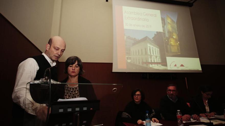 La decana de los arquitectos de Asturias valida su cargo al obtener el apoyo de los colegiados
