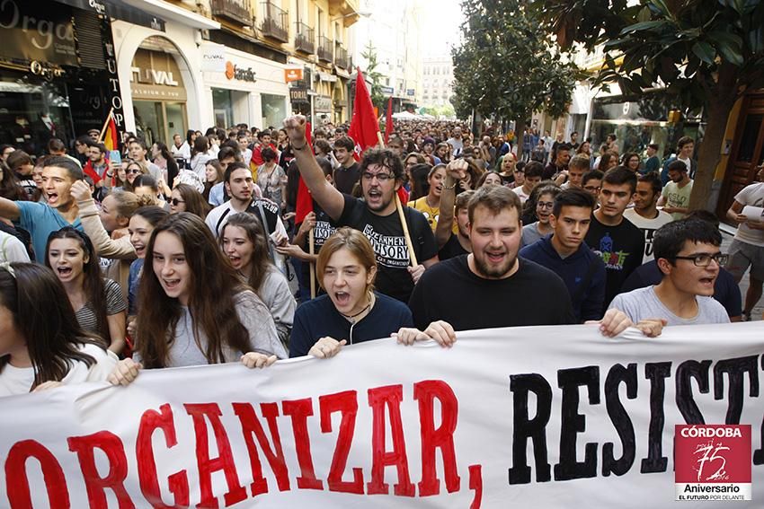 FOTOGALERÍA / Jornada de huelga estudiantil en Córdoba contra la LOMCE