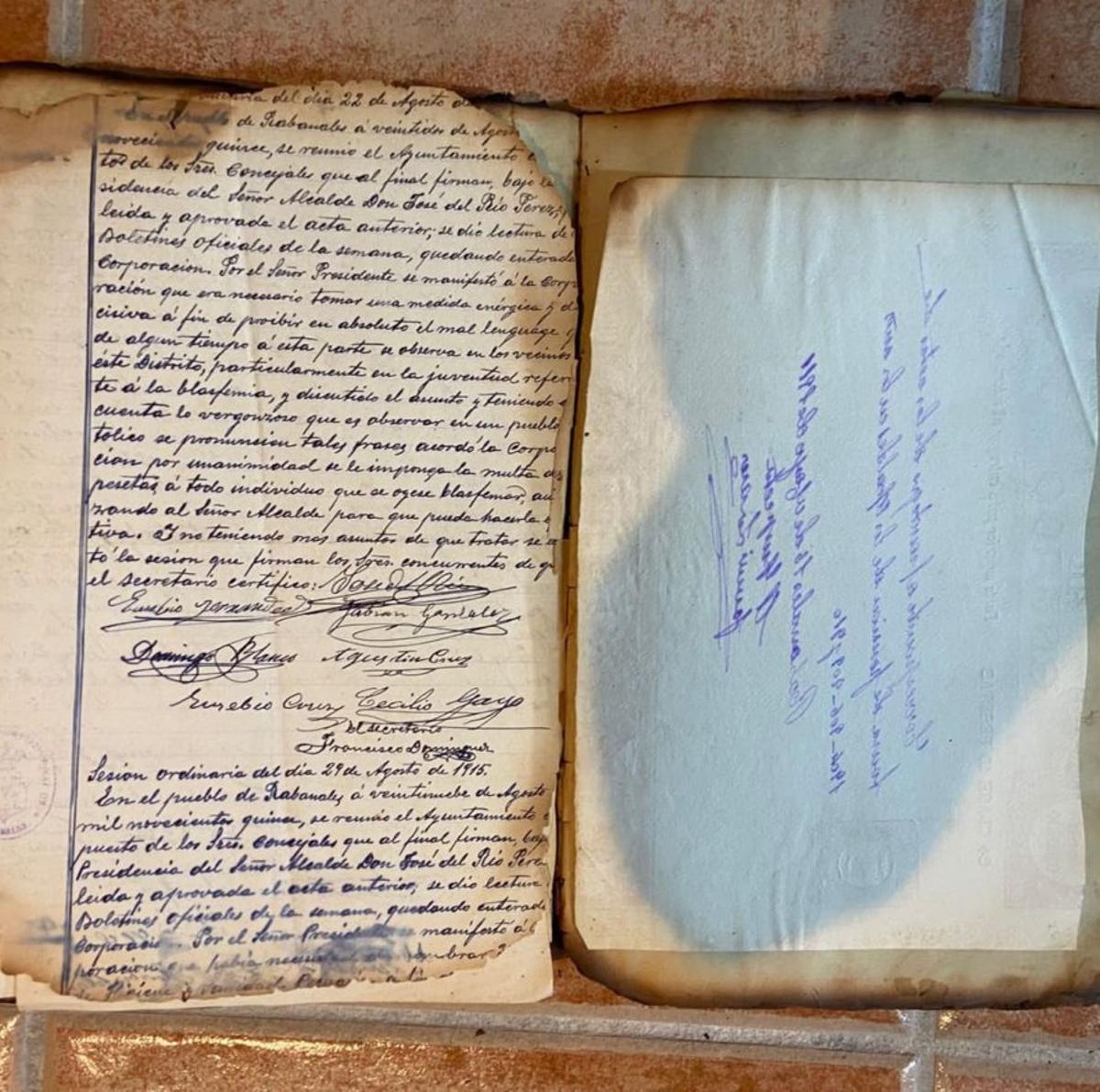 Margarita Calvo y Agustín Martín, los dos centenarios homenajeados presencialmente en Rabanales.