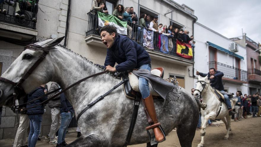 Fotogalería | Así han sido las carreras de caballos en Arroyo de la Luz