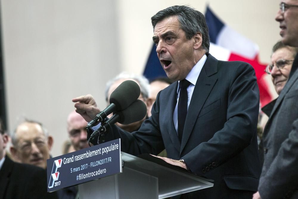 Acto de apoyo a François Fillon en París