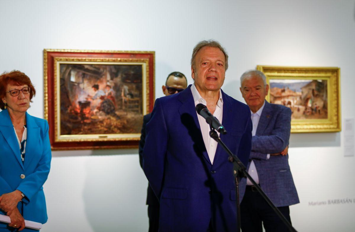 El coleccionista zaragozano Francisco Palá Laguna, este martes en la presentación de la exposición.
