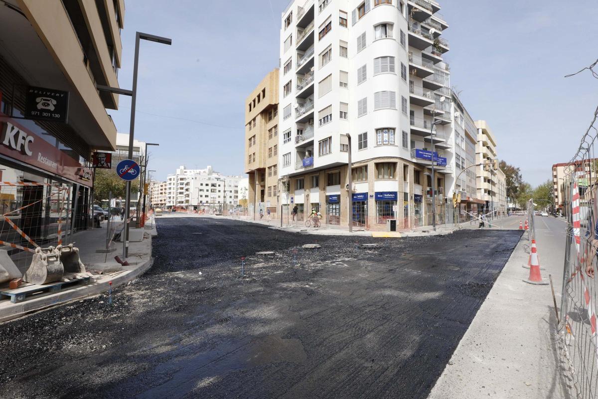 Galería de imágenes del inicio del asfaltado definitivo de la avenida Isidor Macabich