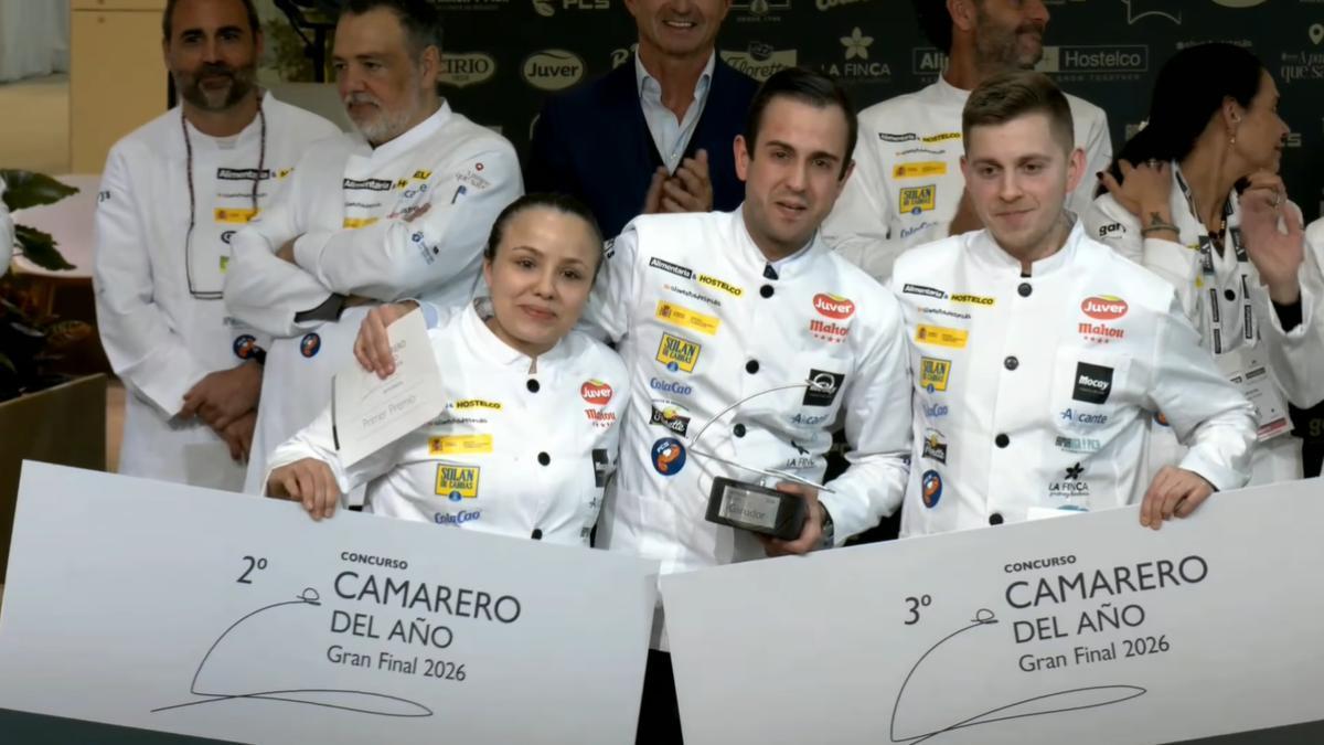 Los tres ganadores del Concurso Camarero del Año