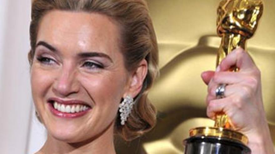 Kate Winslet: &quot;Soy como una azafata en las escenas de sexo&quot;