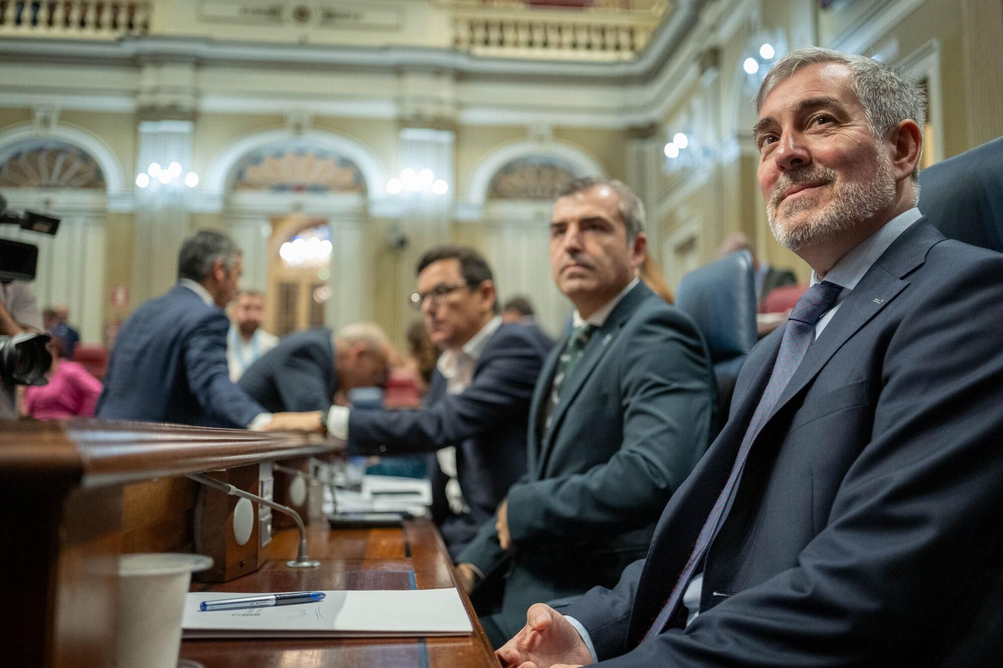 Pleno del Parlamento de Canarias.