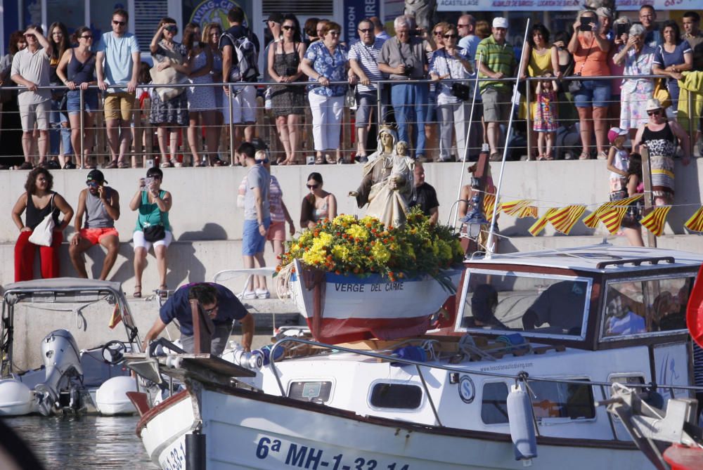 Processó marinera en honor a la Verge del Carme a l''Estartit