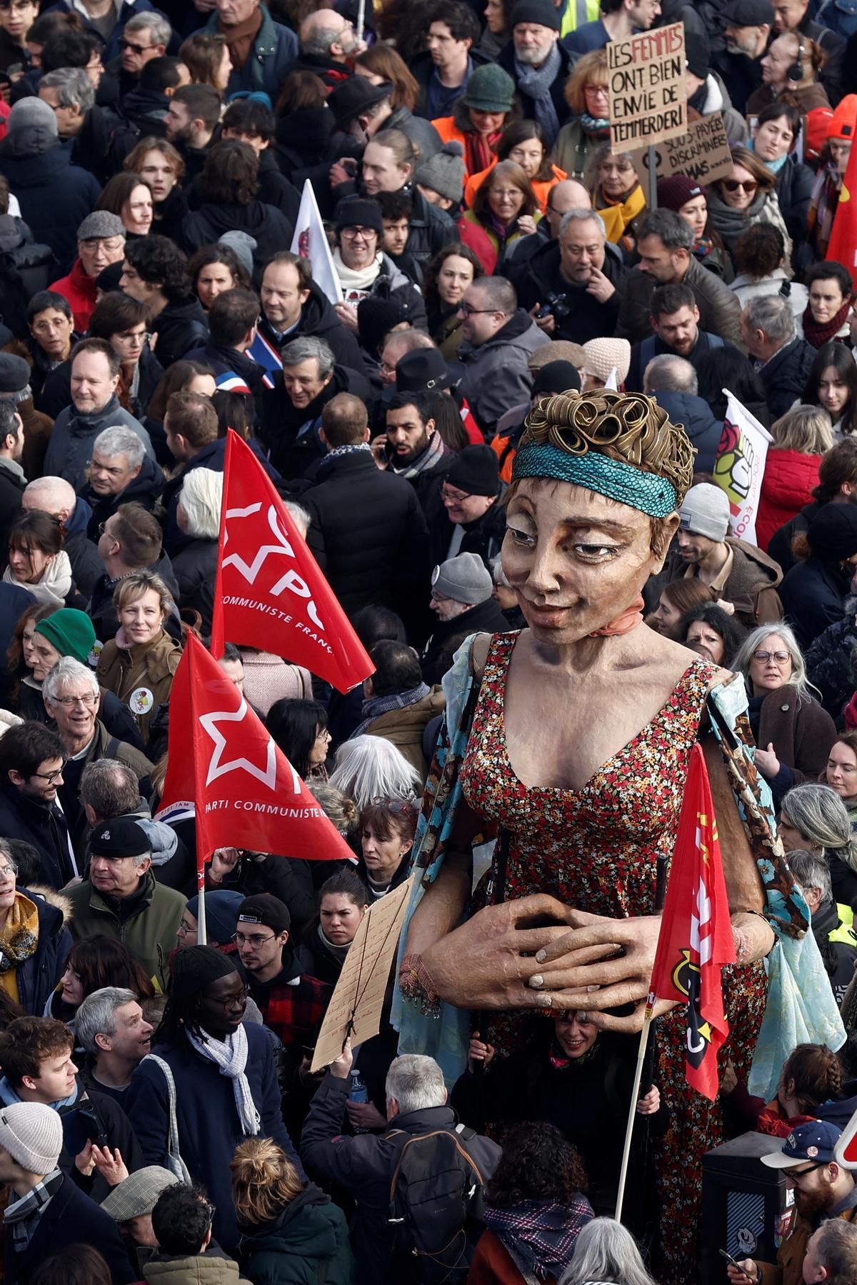 Segundo día de huelgas y manifestaciones en Francia