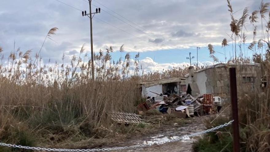 Detalle de la vivienda y su entorno.