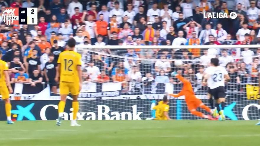 Así fue la parada salvadora de Dimitrievski ante el Girona