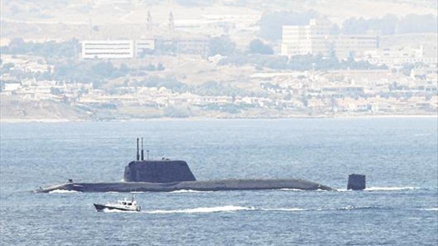 El submarino nuclear abandona Gibraltar hacia el Reino Unido