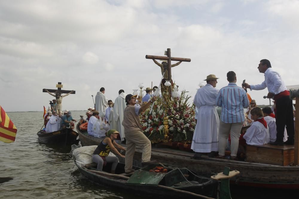 Encuentro de los Cristos de El Palmar, Catarroja, Silla y Massanassa en el Lago de la Albufera