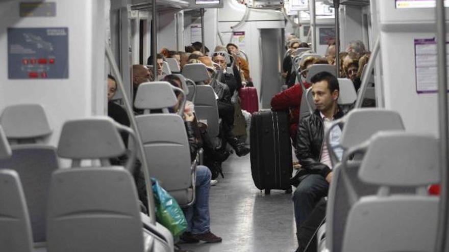 El Cercanías, uno de los servicios ferroviarios que sube de precio en 2014.