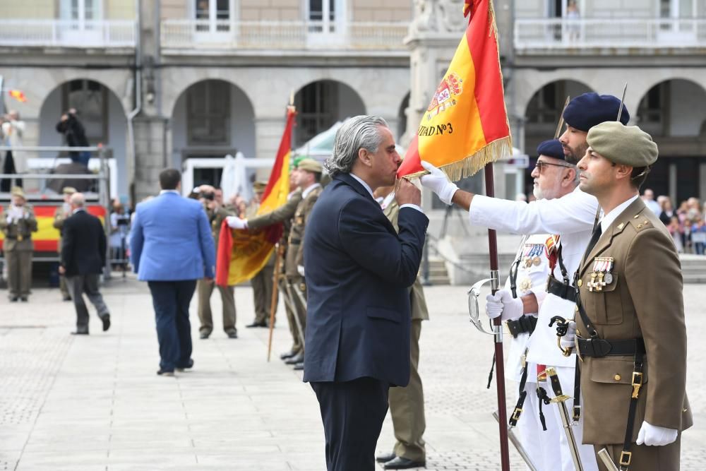 Ceremonia civil de jura de bandera en María Pita