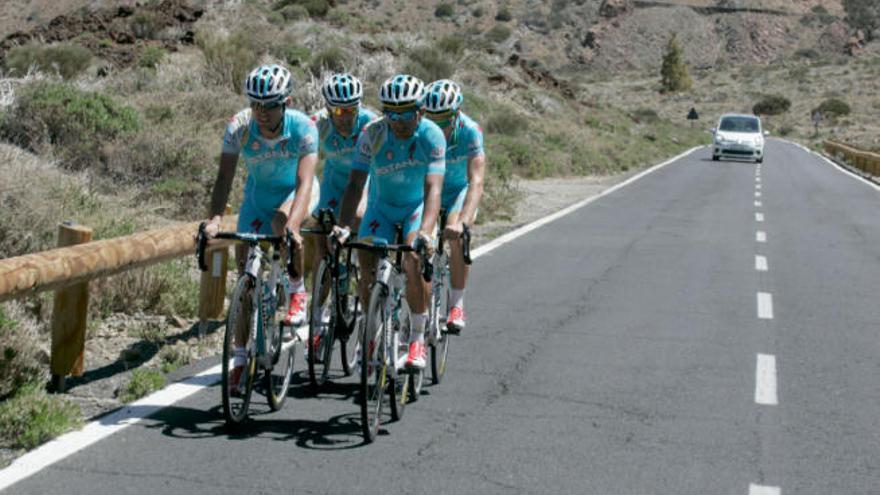 Grave un ciclista tras chocar con un turismo en La Orotava