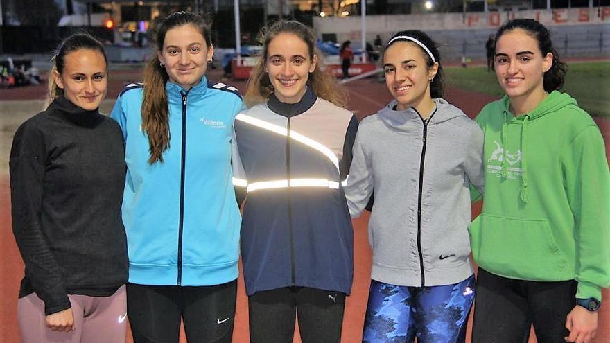 Maria Quetglas, Maria LlabrÃ©s, Laura Rado, EsperanÃ§a Cladera y Aina MascarÃ³.