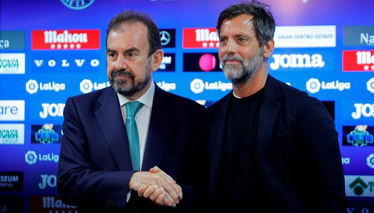 Quique Sánchez Flores junto a Ángel Torres en su etapa como técnico del Getafe CF