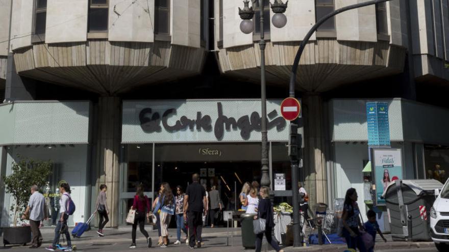 El Corte Inglés  saca a la venta su edificio en Colón, 1 y se quedará como inquilino