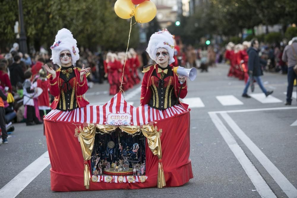 Oviedo celebra su Antroxu