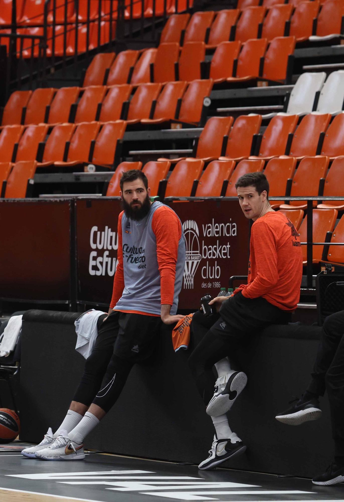 Entrenamiento previo al partido de Euroliga frente al  Meridianbet de Belgrado