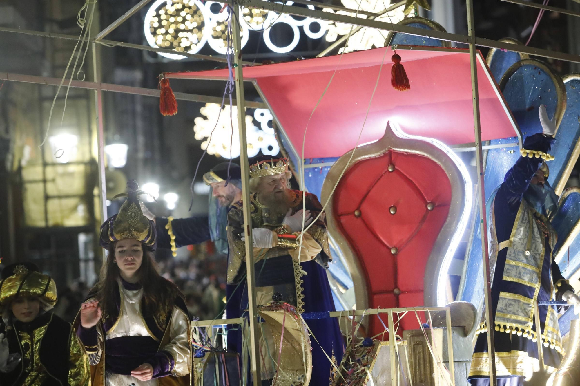 En imágenes: Así fue la cabalgata de Reyes en Gijón