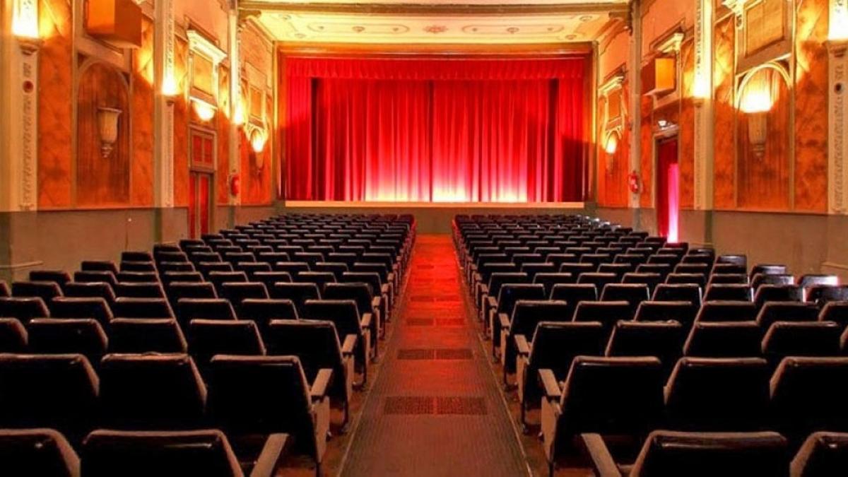 Platea del histórico cine Alhambra de La Garriga.