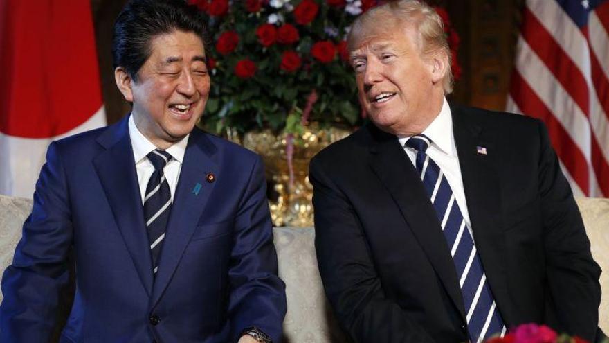 El primer ministro japonés felicitó a Trump por el reciente resultado electoral