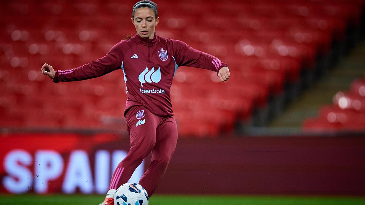 Aitana Bonmatí entrena con la selección española