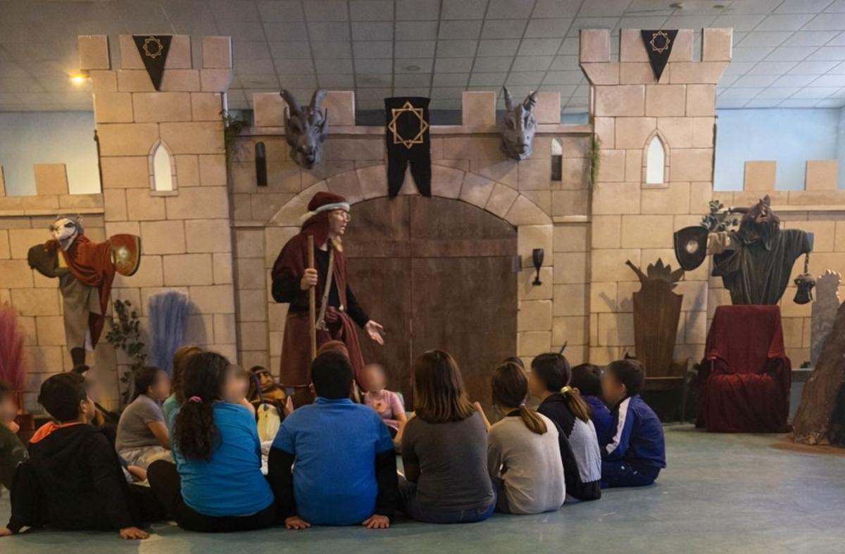 Monteagudo reúne a 250 escolares alrededor del legado del Rey Lobo en su V Semana Cultural.