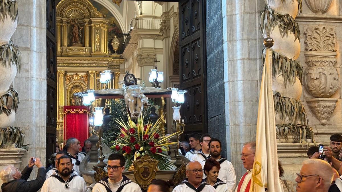 Bajada del Cristo del Mar en Benicarló