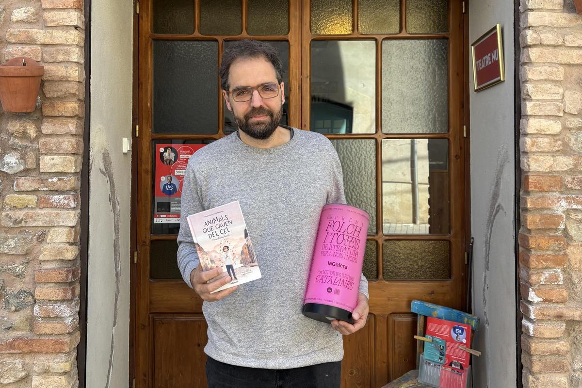 Víctor Borràs, amb Animals que cauen del cel, Premi Folch i Torres, al Teatre Nu de Sant Martí de Tous